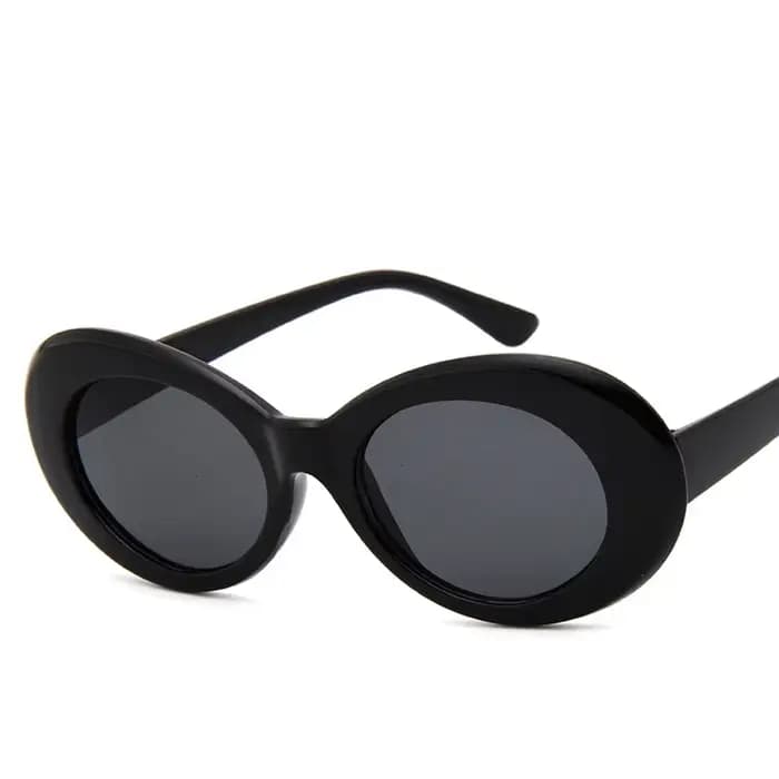 2025 lunettes lunettes de soleil ovales dames à la mode chaud Vintage rétro lunettes de soleil femmes blanc noir lunettes UV