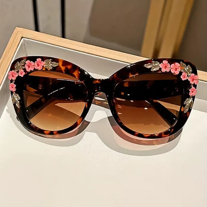 2025Lunettes œil de chat élégantes pour femmes