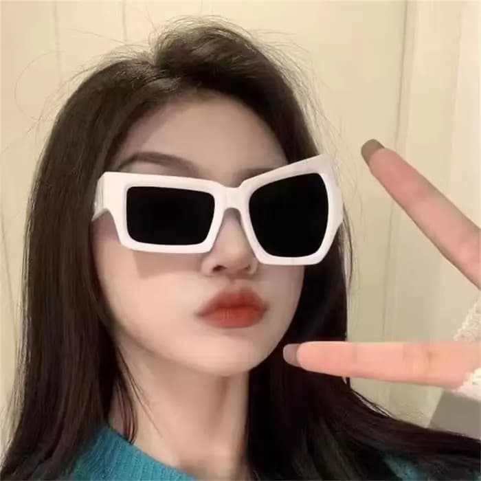 Lunettes Hip Hop tendance amusantes avec sourcils surélevés sur un côté