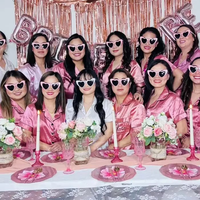 100 paires de lunettes de soleil en forme de cœur pour mariage