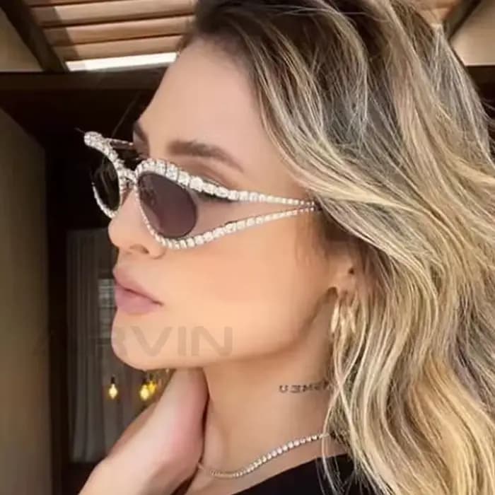 2025 mode luxe cristal brillant lunettes De soleil femmes Sexy oeil De chat strass fête élégante