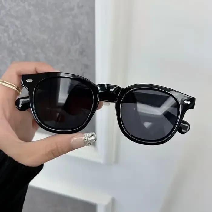 Jolies lunettes de soleil rondes pour femmes et hommes