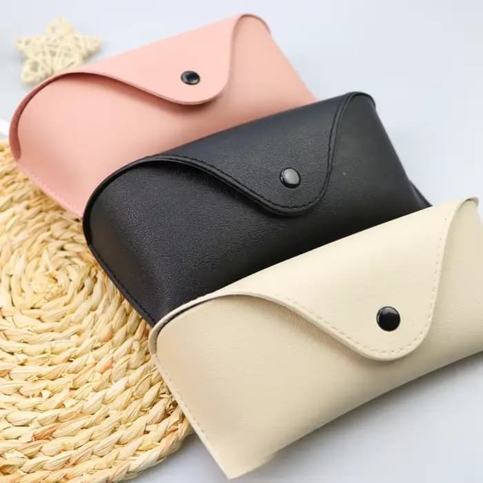 Boîte à lunettes couleur unie