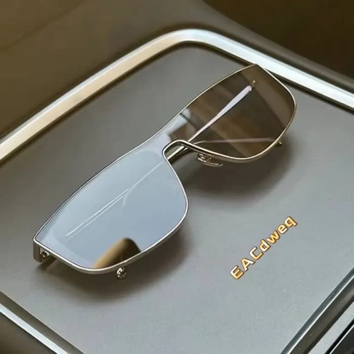 Lunettes de soleil tendance pour femmes