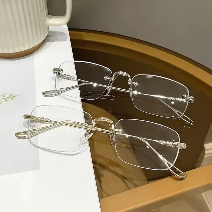 Lunettes rectangulaires sans monture pour femmes élégantes