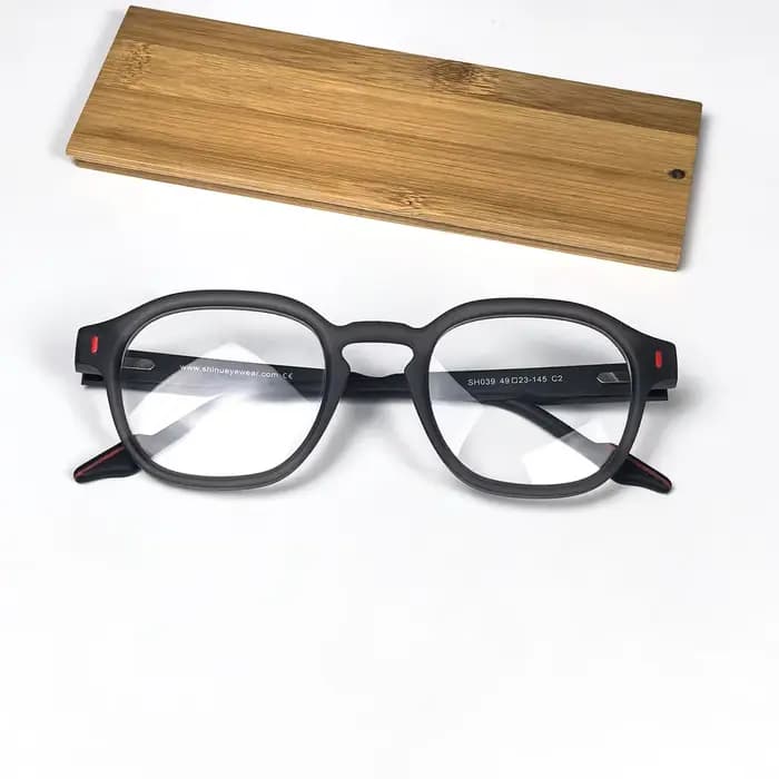SHINU – verres photochromiques multifocaux progressifs adaptatifs