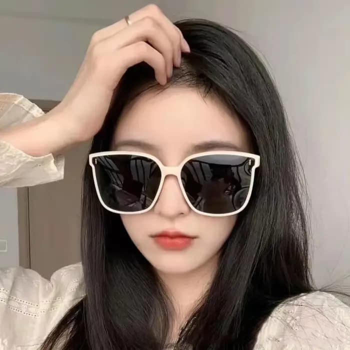 Lunettes de soleil UV400 à monture carrée noire