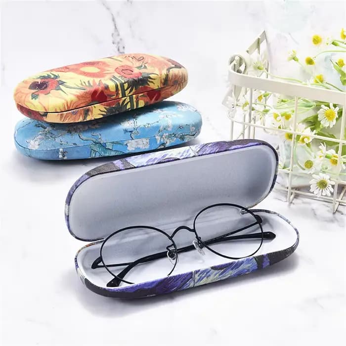 Boîte à lunettes en cuir rigide
