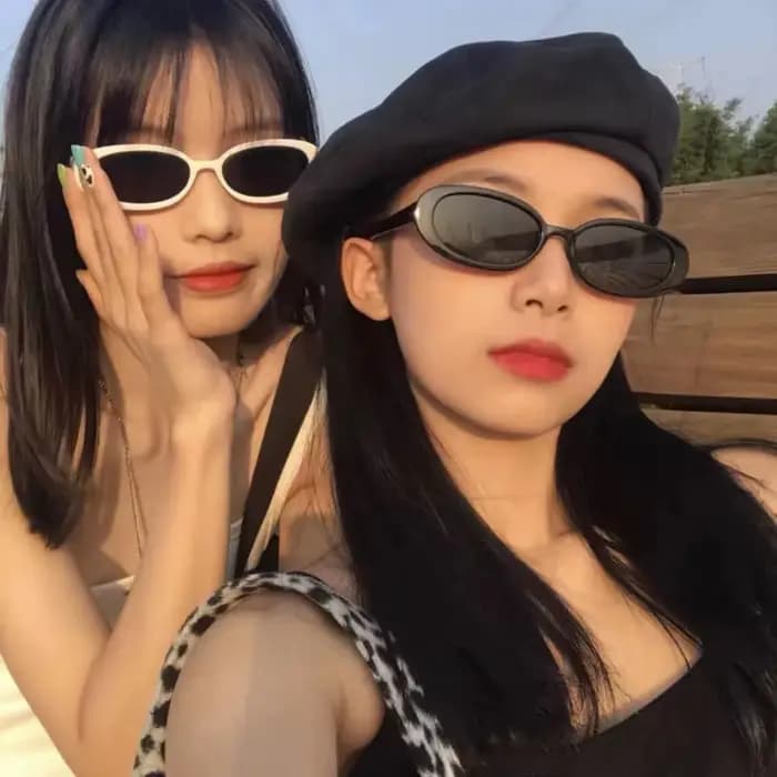 Lunettes de soleil rétro à petite monture ovale pour femmes