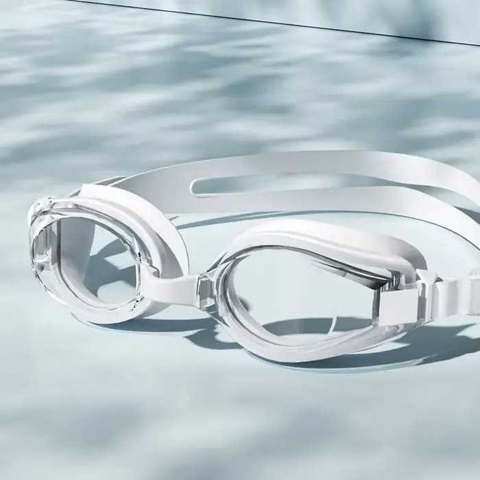 Lunettes de natation pour adultes avec des caractéristiques imperméables et antibuée haute définitio