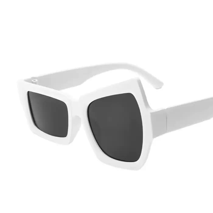 Lunettes femmes lunettes de soleil irrégulières lunettes de soleil drôles lunettes de soleil antiref