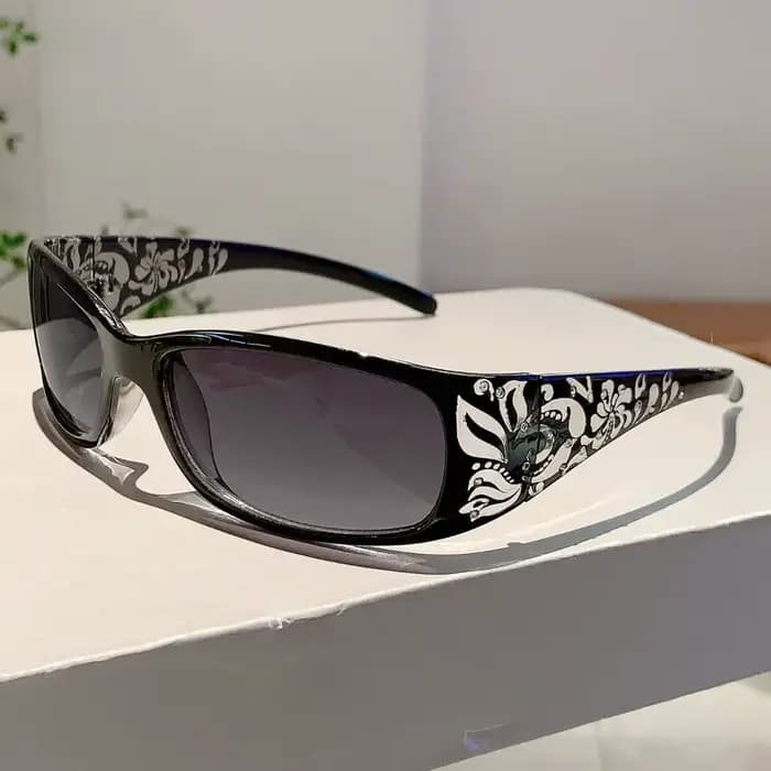 Lunettes de soleil carrées à petite monture pour femmes, nouveau modèle Y2K, Style rétro, élégantes,