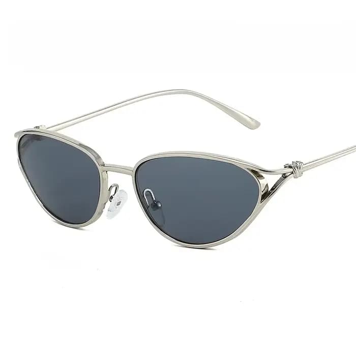 Lunettes de soleil œil de chat tendance pour femme avec petite monture métallique, idéales pour la c