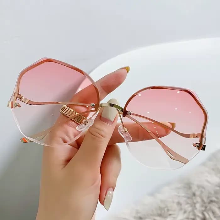 Lunettes de soleil carrées vintage en métal UV400 pour femmes, lunettes de soleil design pour femmes
