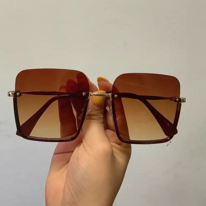 Lunettes élégantes à demi-monture noires pour femmes, résistantes aux UV, monture métallique, parfai