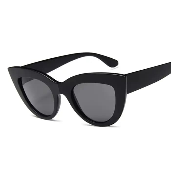 Nouveau rétro mode lunettes de soleil femme marque concepteur Vintage oeil de chat noir lunettes de