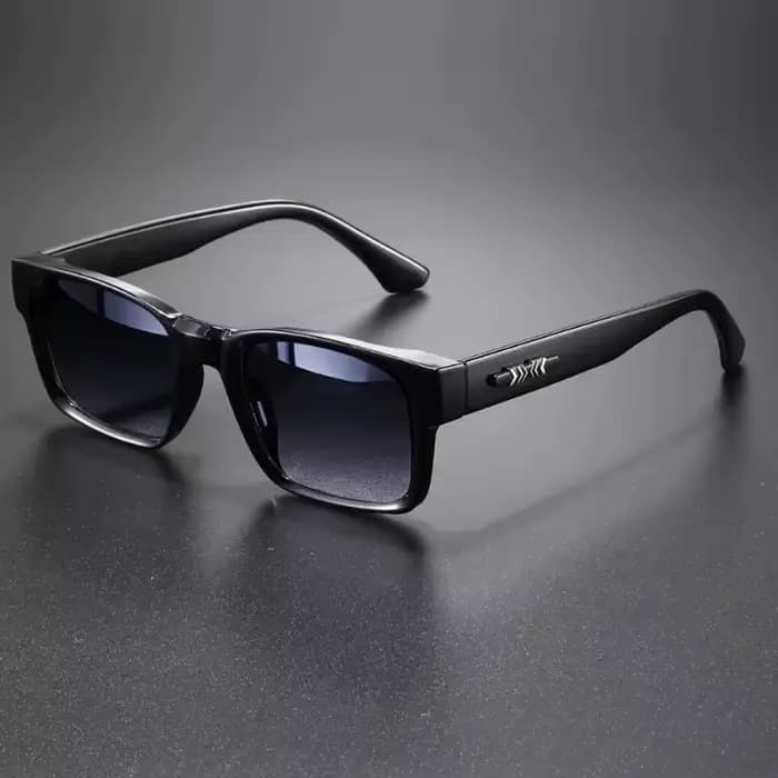 Une paire de lunettes tendance à monture rectangulaire avec branches élégantes, design unisexe, idéa