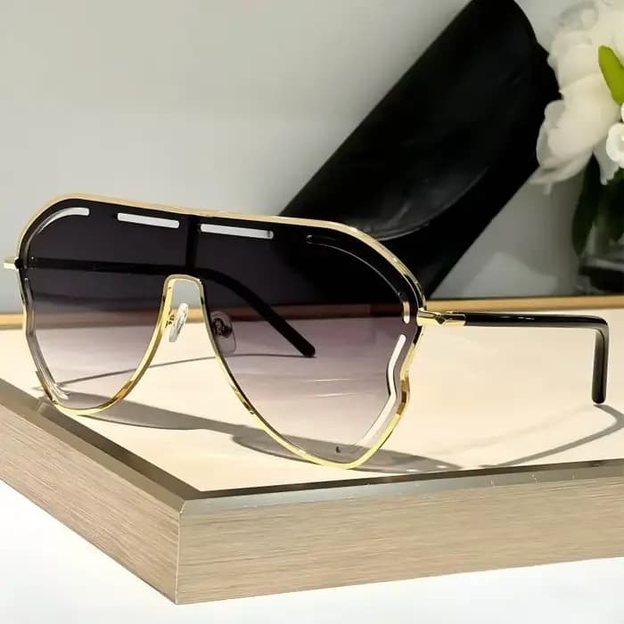 Lunettes de soleil oversize monobloc pour femme