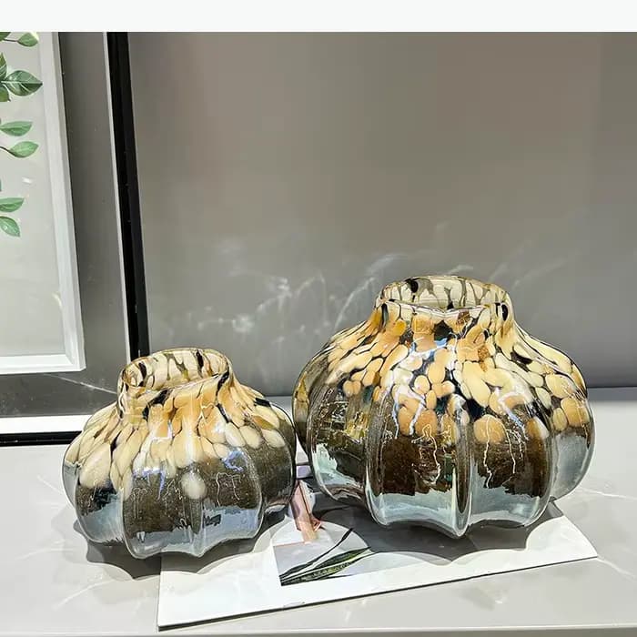 Vase en verre texturé peint, pots à fleurs créatifs froissés, décoration de bureau, arrangements floraux, vases décoratifs pour une esthétique d'ambiance.
