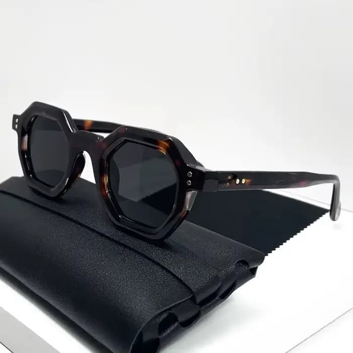 Lunettes de soleil rétro polygonales ambrées pour femmes