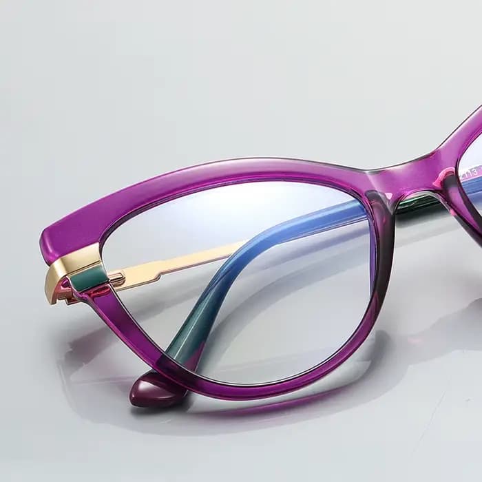 Lunettes œil de chat à monture violette pour femmes