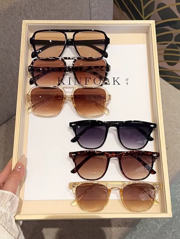 Ensemble de lunettes à monture carrée à la mode