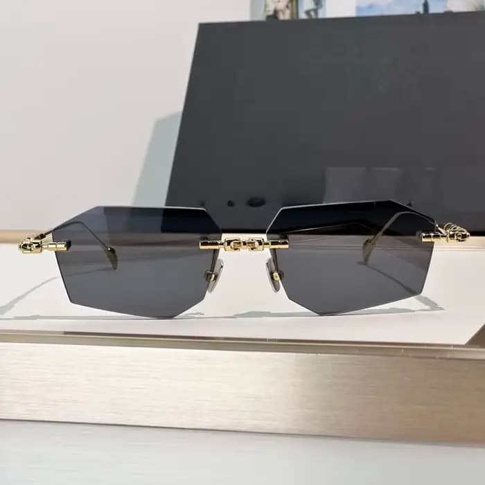KUB Nouvelle Masque H63 Marque allemande Lunettes de soleil de luxe tendance pour femmes Alliage ovale