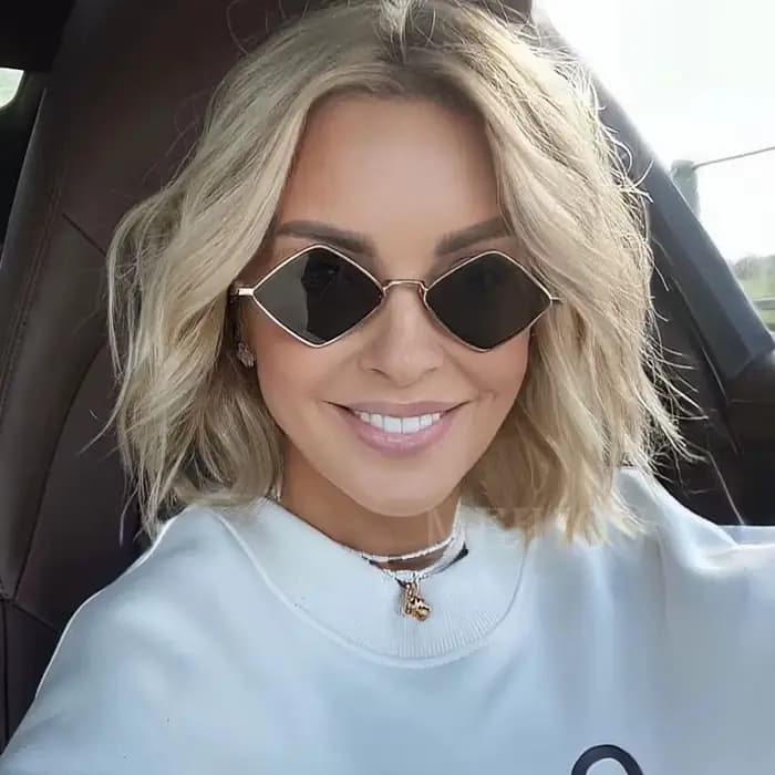 Hipster polygone femmes lunettes de soleil irrégulière Vintage petit cadre losange dames