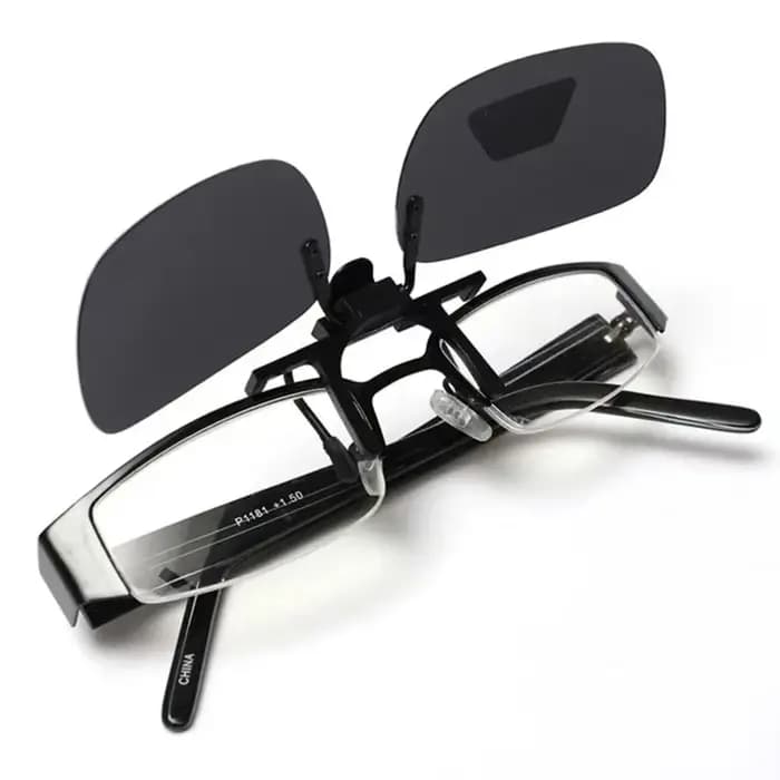 Lunettes de soleil polarisées à lentilles grises