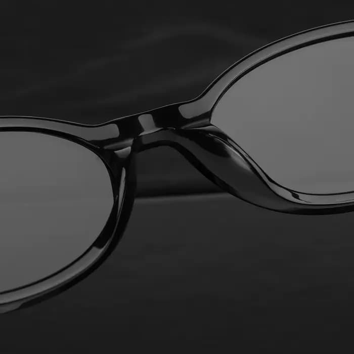 Lunettes de soleil ovales en acétate pour femme