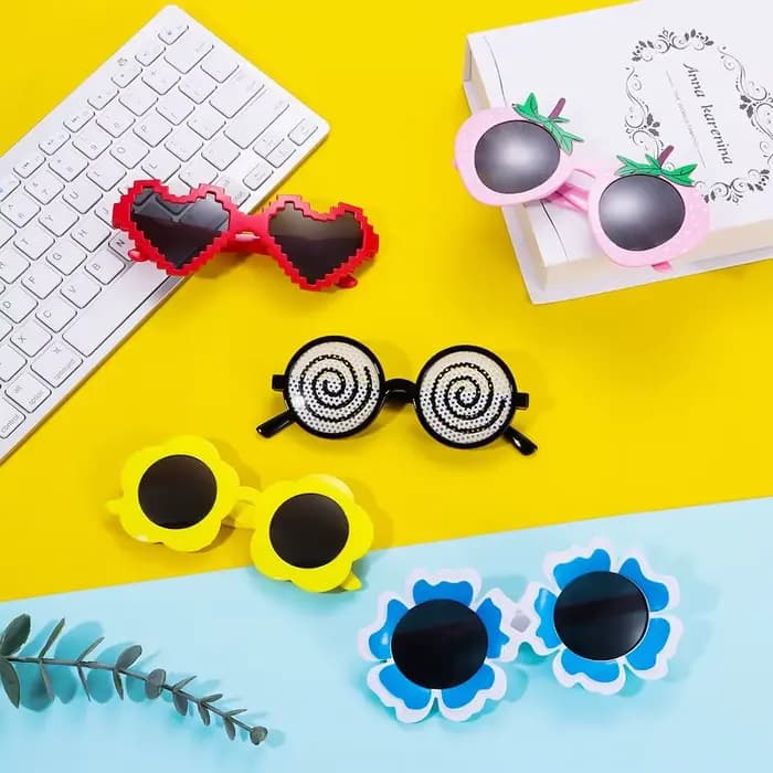 Lunettes de soleil tendance et amusantes en forme d'ananas