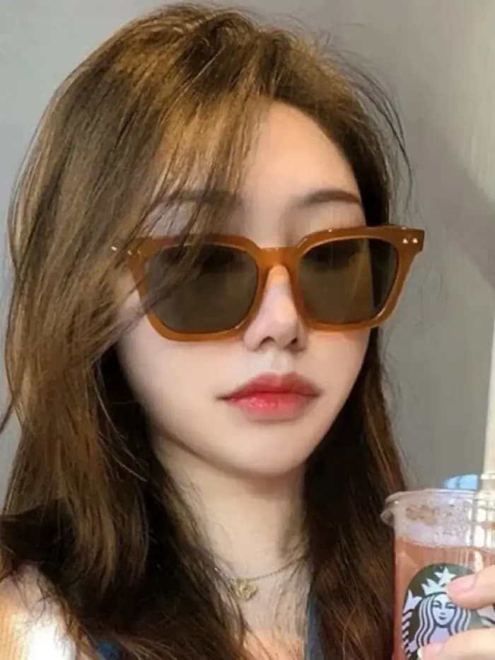 Lunettes de soleil vintage carrées orange pour femme