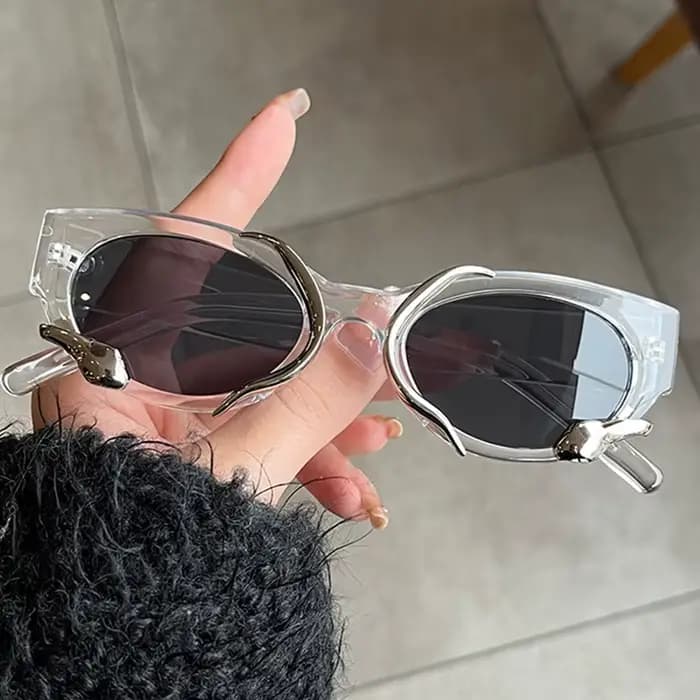 Lunettes de soleil Y2k avec serpents