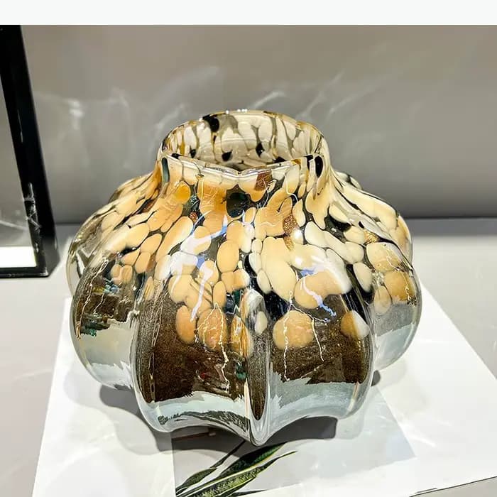 Vase en verre texturé peint, pots à fleurs créatifs froissés, décoration de bureau, arrangements floraux, vases décoratifs pour une esthétique d'ambiance.