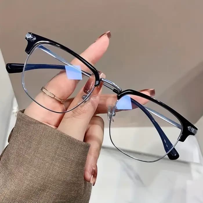 Lunettes à demi-monture qui conviennent à tout visage