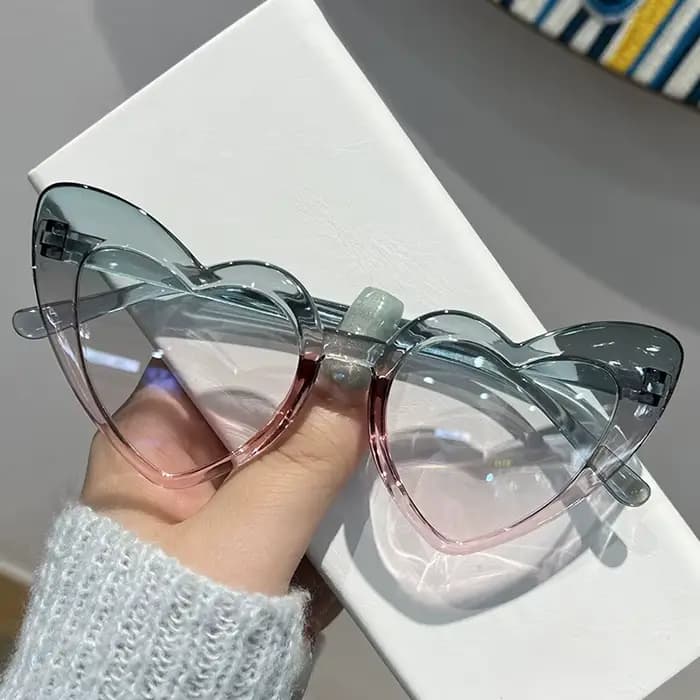 Lunettes de soleil en forme de cœur pour femmes