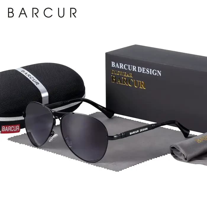 BARCUR Design titane alliage lunettes de soleil polarisées hommes