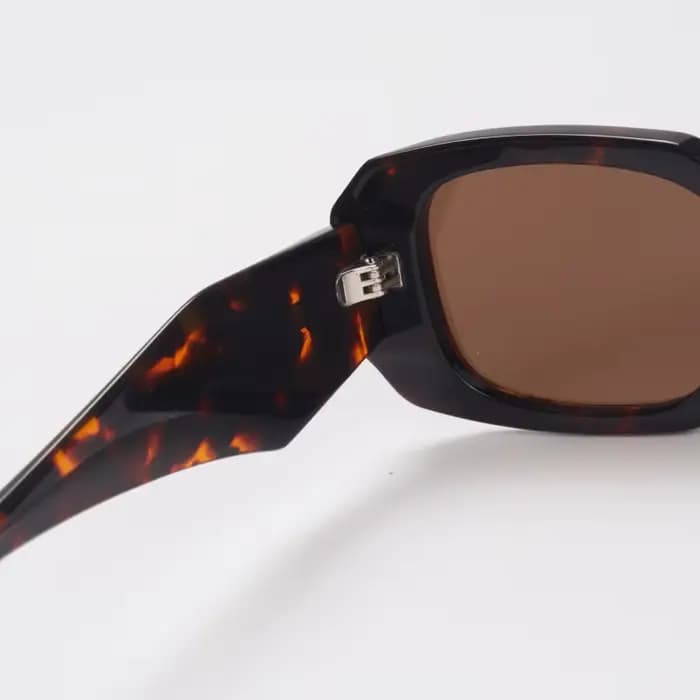 Lunettes de soleil carrées en acétate très tendance pour femmes
