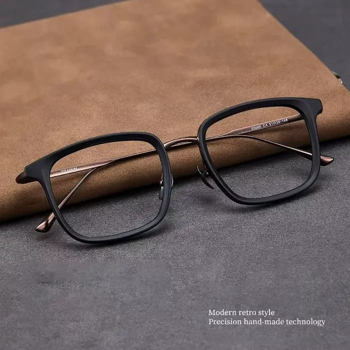 Monture de lunettes carrée en titane pur