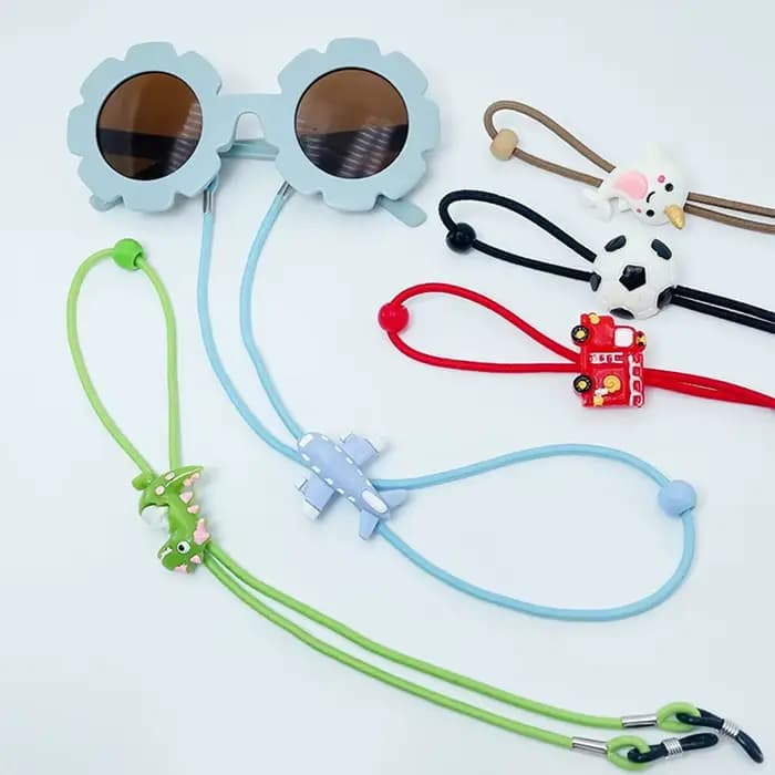 Enfants lunettes corde