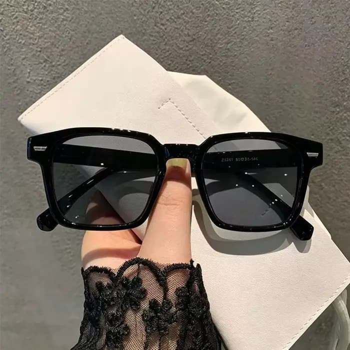 Lunettes de soleil rétro carrées pour femme