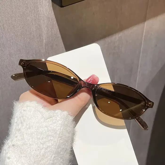 Lunettes de mode pour femmes avec monture ovale