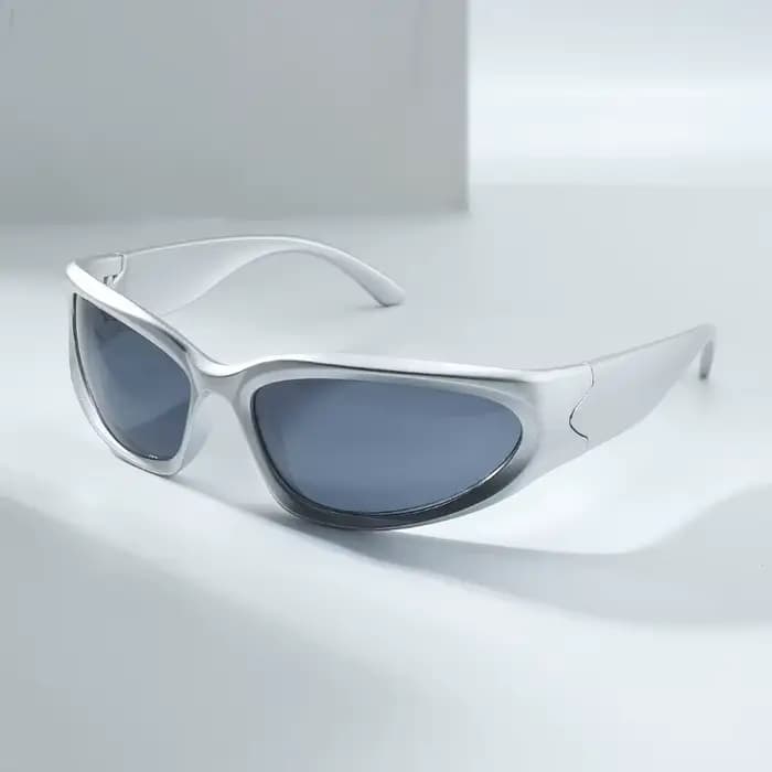 Lunettes argentées à monture irrégulière de style Y2K