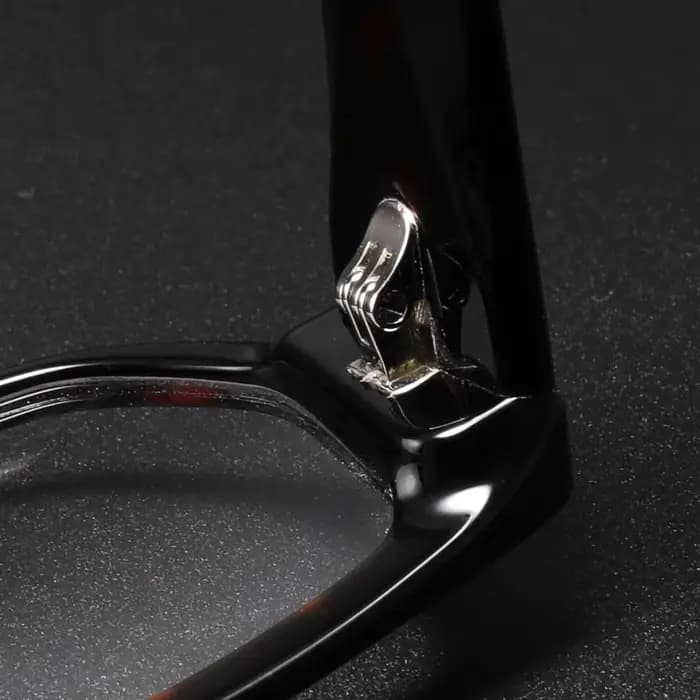 Lunettes de lecture épaisses et surdimensionnées en acétate pour hommes – Montures optiques tendance et élégantes – Verres de soleil personnalisables sur ordonnance