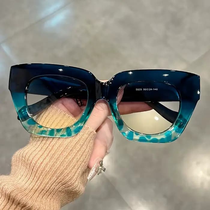 Lunettes de soleil carrées audacieuses à deux niveaux