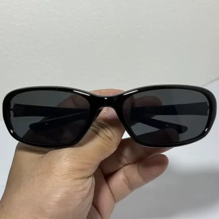 Lunettes de soleil œil-de-chat 2026 à monture fine pour femmes et hommes