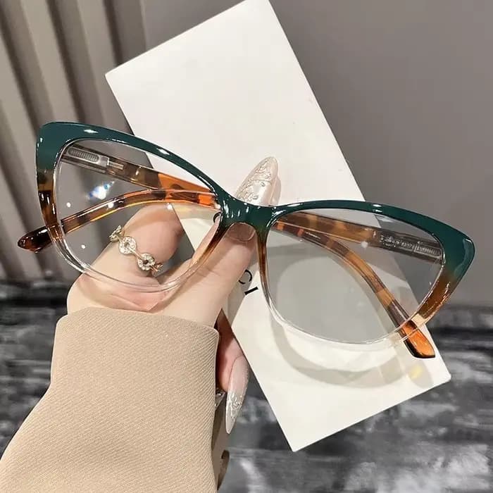 Lunettes photochromiques Design de mode pour femmes unisexe nouvelle tendance couleur changeante myopie