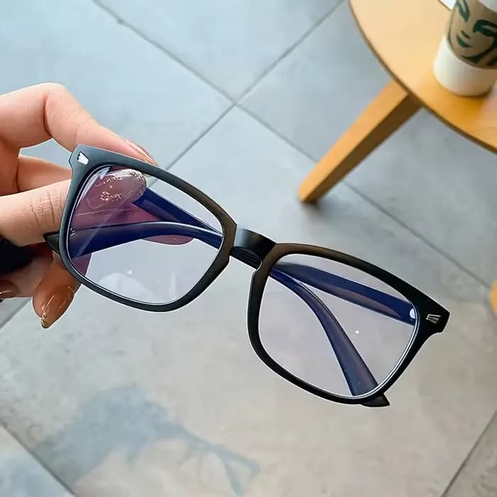 Lunettes à verres transparents tendance