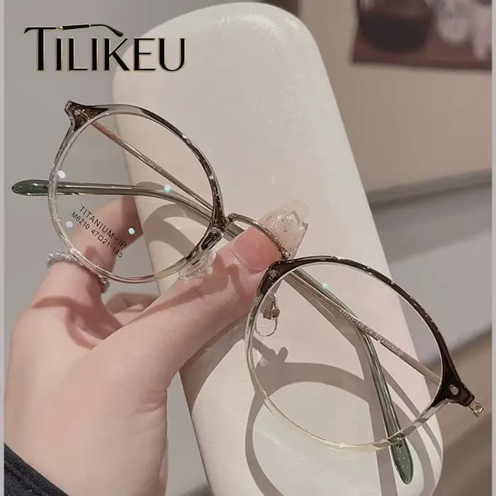 Nouvelle monture de lunettes coréenne en titane TR pour femmes