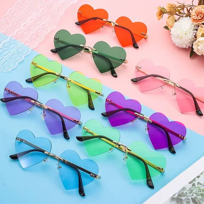 Lunettes de soleil en forme de cœur sans monture pour femmes